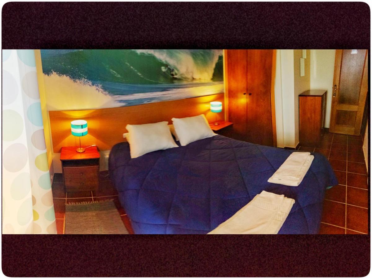 Supertubos Beach Hostel Atouguia Da Baleia Bagian luar foto