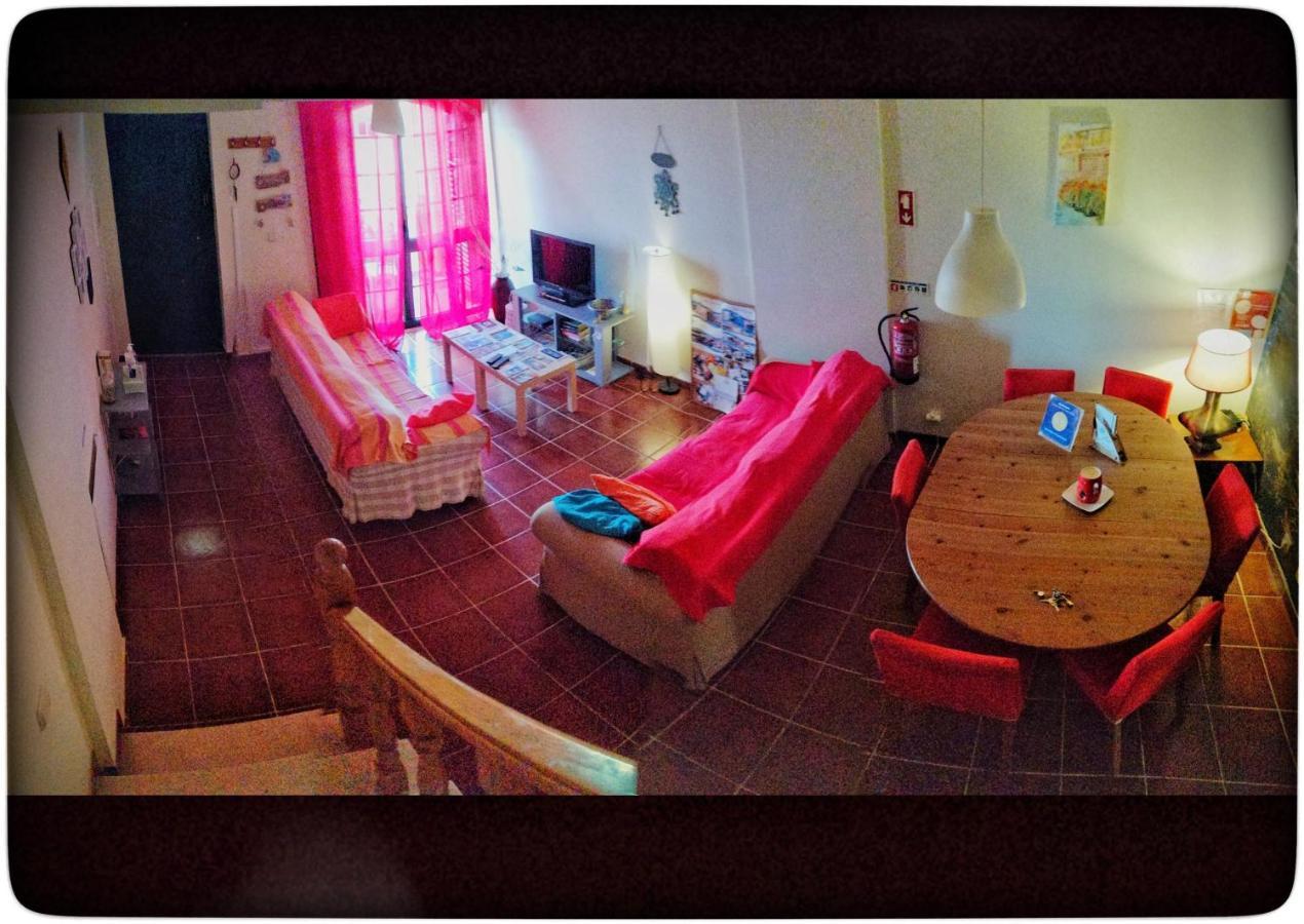 Supertubos Beach Hostel Atouguia Da Baleia Bagian luar foto