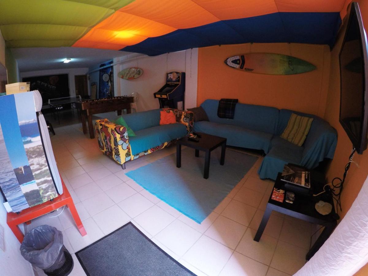Supertubos Beach Hostel Atouguia Da Baleia Bagian luar foto