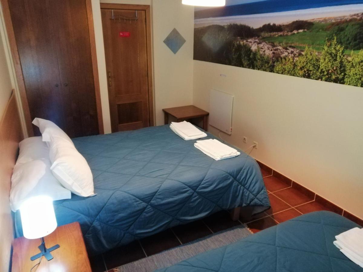 Supertubos Beach Hostel Atouguia Da Baleia Bagian luar foto