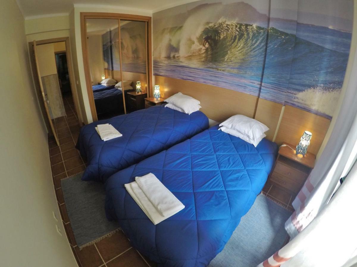 Supertubos Beach Hostel Atouguia Da Baleia Bagian luar foto